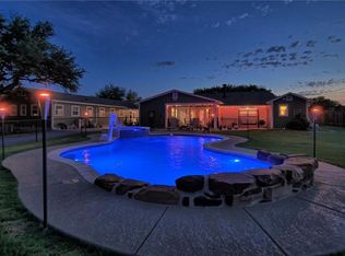 1900 Mockingbird Ln, Leander, TX 78641