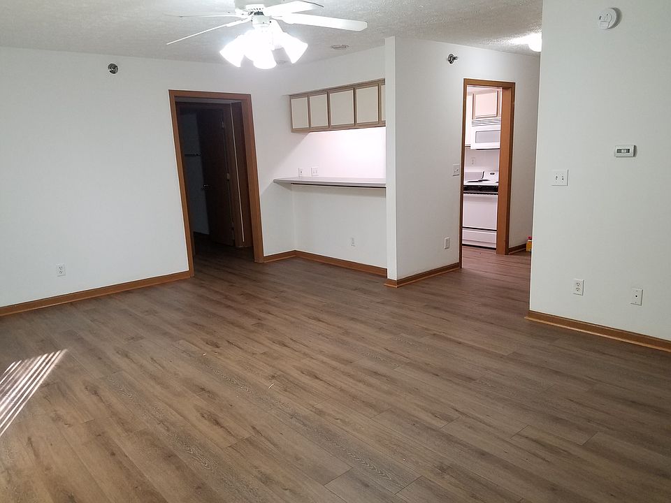 1st image of 1015 N 6th St APT 103