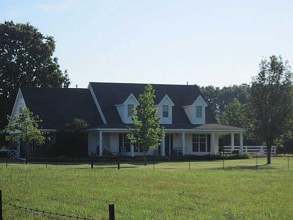 5th image of 1055 Joann Dr