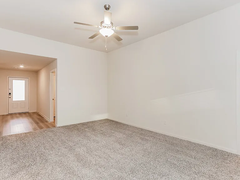 1456 Palamedes Dr — Photo 3