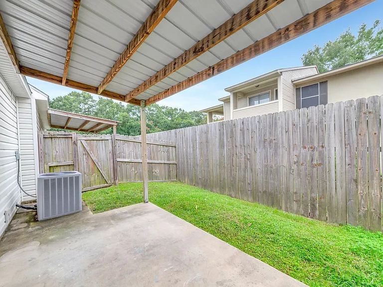 112 Padre Rd — Photo 17
