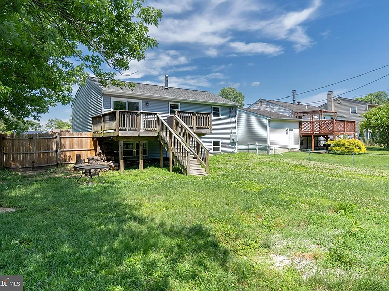 150 Fairway Rd — Photo 6