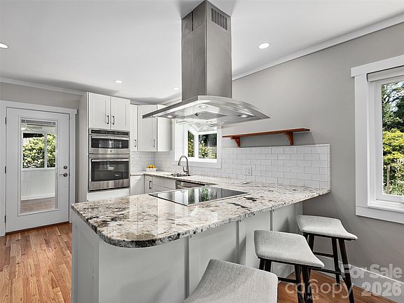 4th image of 29 White Pine Dr