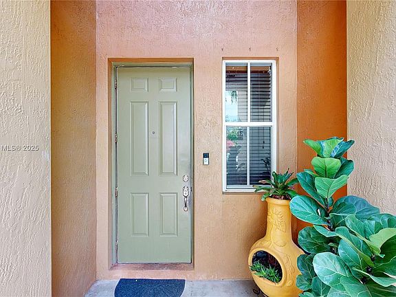 3rd image of 2250 NE 42nd Cir