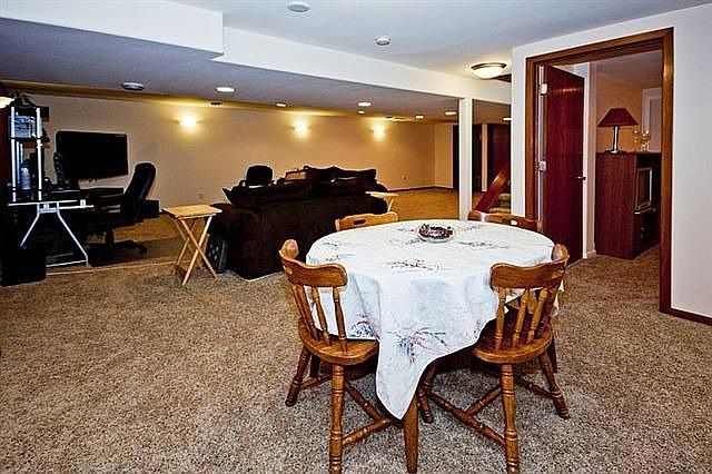 1st image of 5006 Wentworth Cir