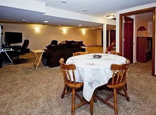 5006 Wentworth Cir, Mc Farland, WI 53558