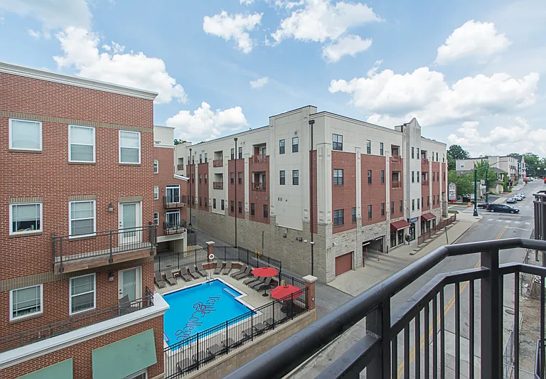 Morton Mansions Apartments — Photo 30