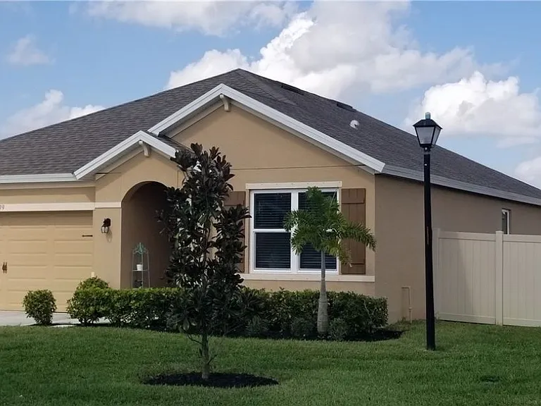 2199 Harwick Cir SW — Photo 1