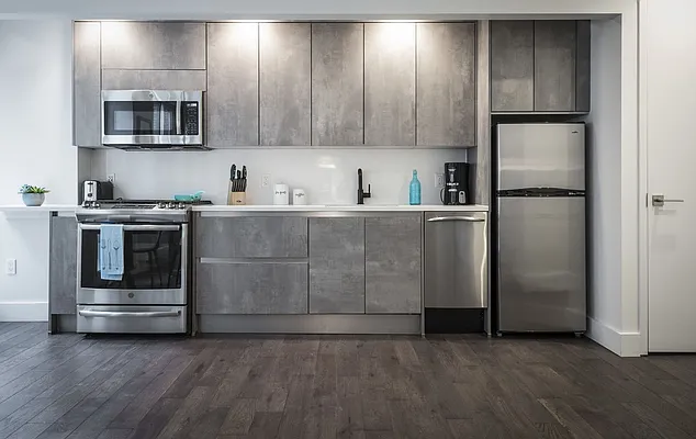 Rented by Kahen Properties | media 28