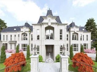 13267 Crescent Rd, Surrey, BC V4P1J5