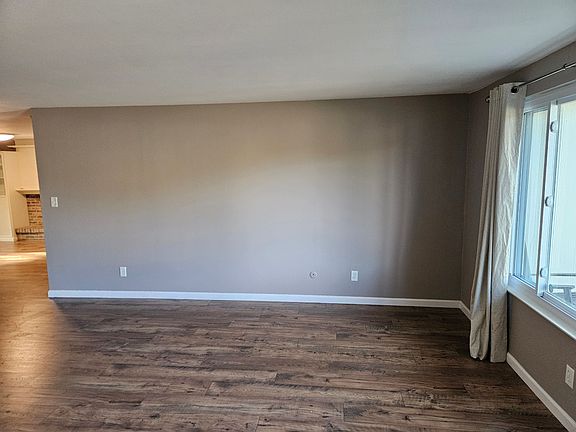 3rd image of 2362 Cross Village Dr