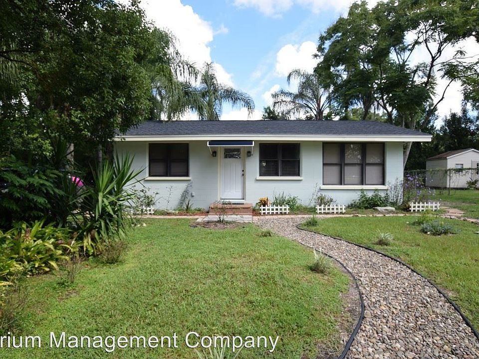 1st image of 122 W Lake Mary Ave
