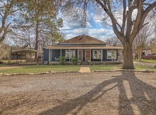 158 E 7th St, Trinity, TX 75862