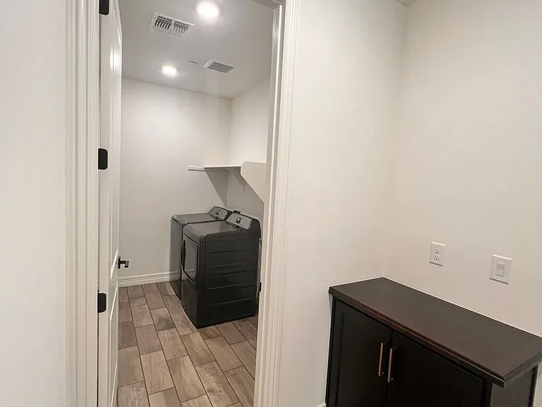 2121 W Sonoran Desert Dr #9 — Photo 18
