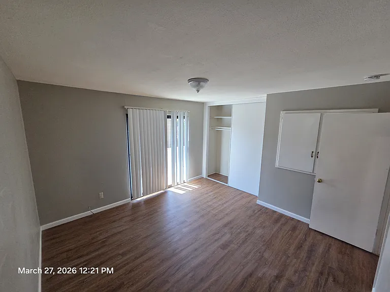 349 N Vecino Dr #4 — Photo 4