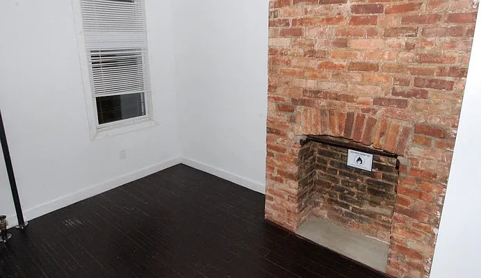 Rented by EXR | media 9