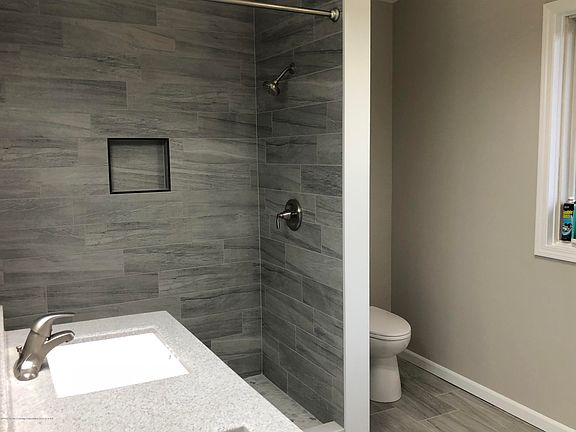 5th image of 132 Van Lieu St
