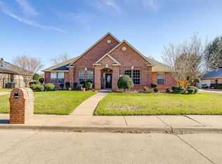 1017 Wilderness Trl, Crowley, TX 76036
