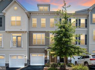 1571 Renate Dr, Woodbridge, VA 22192