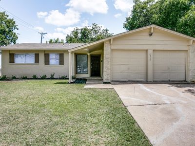 2520 Plaza St, Arlington, TX, 76010