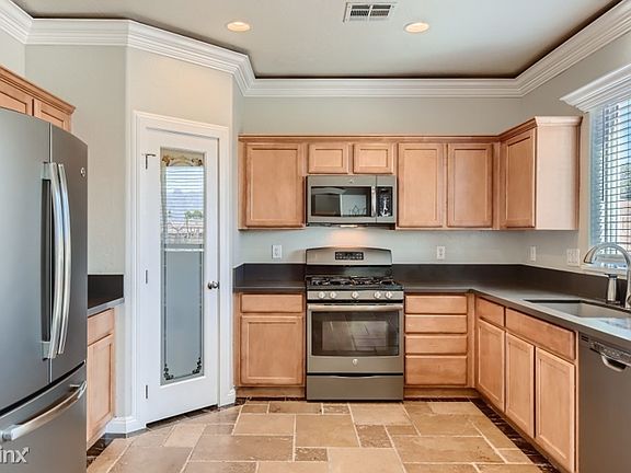 2nd image of 7024 Estrella De Mar Ave