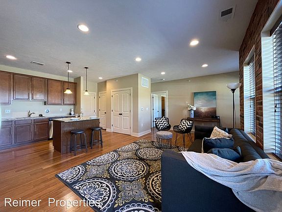 3rd image of 19009 Marcy St #11006669