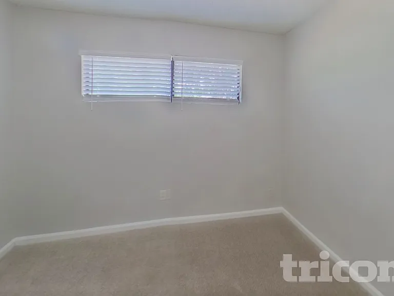 2346 Blossom Ridge Dr N — Photo 11