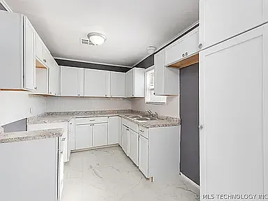 316 S 42nd West Ave — Photo 3