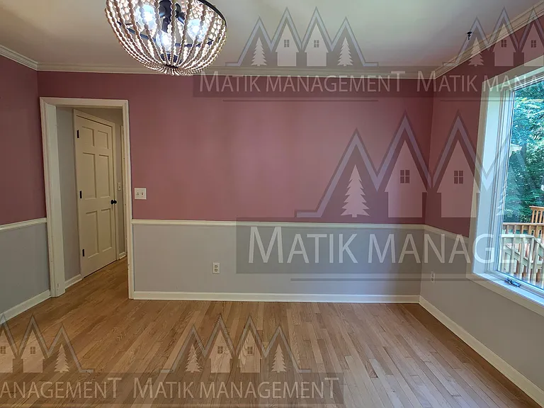 1420 Ridge Cliff Ln NE — Photo 13