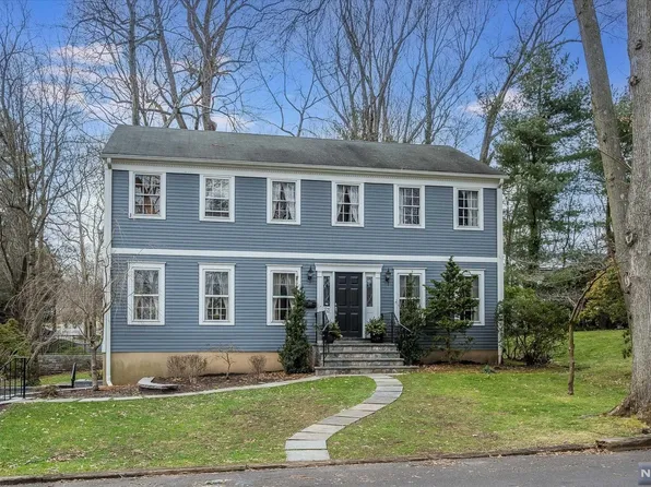 23 Woodland Rd, Demarest, NJ 07627