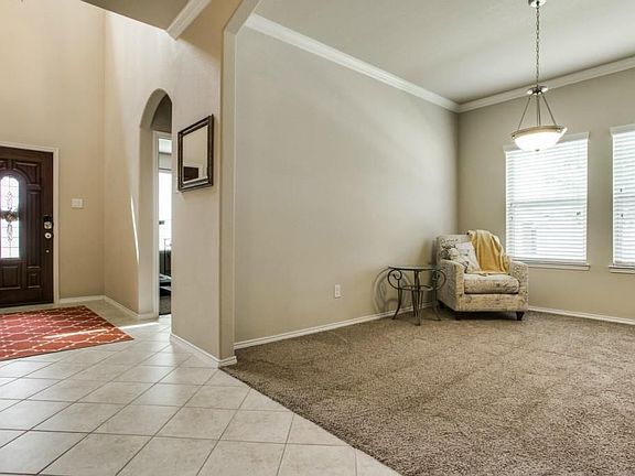 3rd image of 1916 Abbeygale Dr