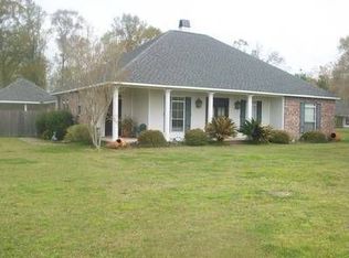38326 Sweet Magnolia Dr, Prairieville, LA 70769