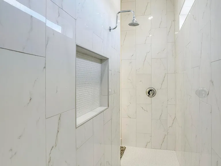 585 N Scenic Hills Ct — Photo 15