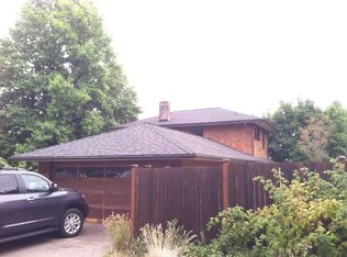 8301 28th Ave NE, Seattle, WA 98115