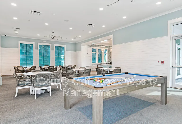 10194 Canaveral Cir — Photo 25