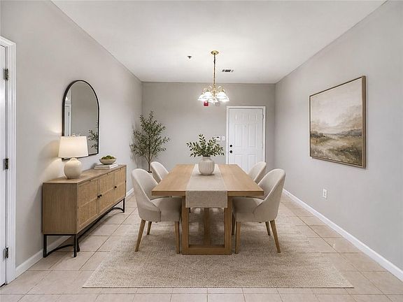 3rd image of 7712 Autry Cir APT 701