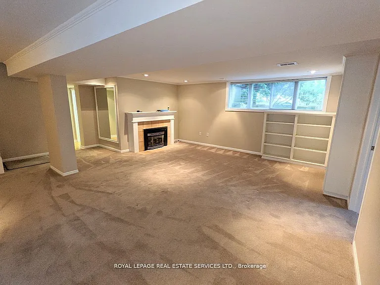 1602 Lincolnshire Blvd — Photo 22