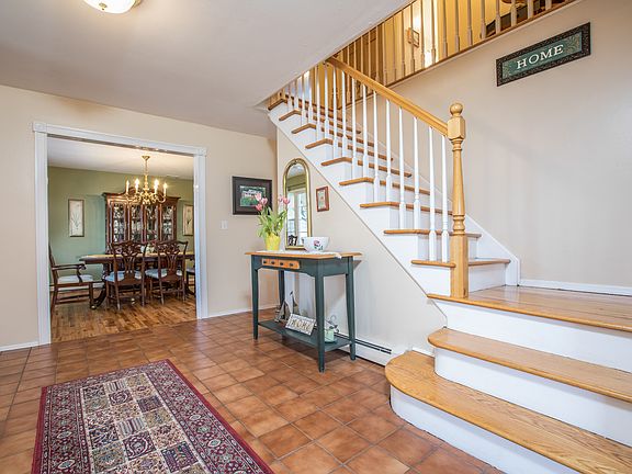 3rd image of 2322 Vista Ct