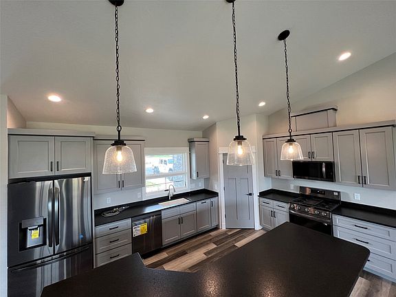 3rd image of 5312 High Meadow Dr