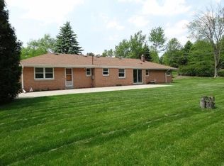 4520 N Brookfield Rd, Brookfield, WI 53045