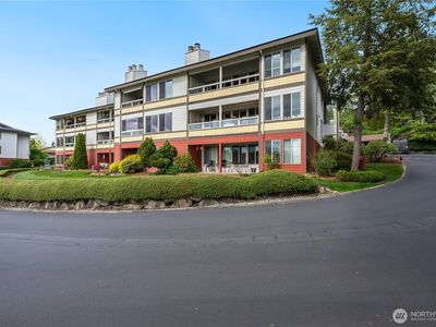 23505 Lakeview Drive #C304, Mountlake Terrace, WA, 98043