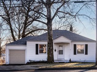 3152 Ashby Rd, Saint Ann, MO 63074