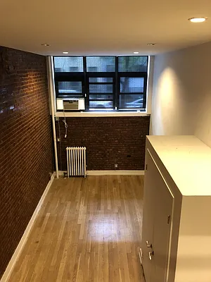 Rented by Sky Management | media 62