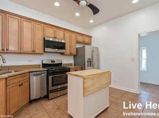 3216 S Parnell Ave #2, Chicago, IL 60616
