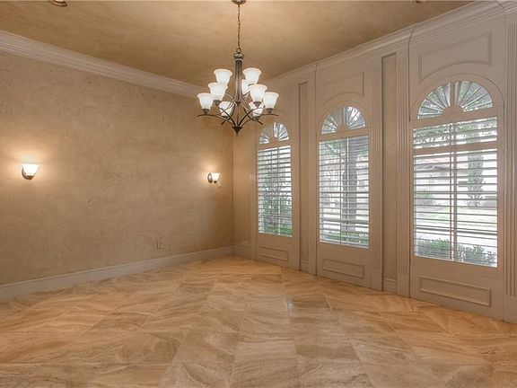 3rd image of 407 Wyndham Crst