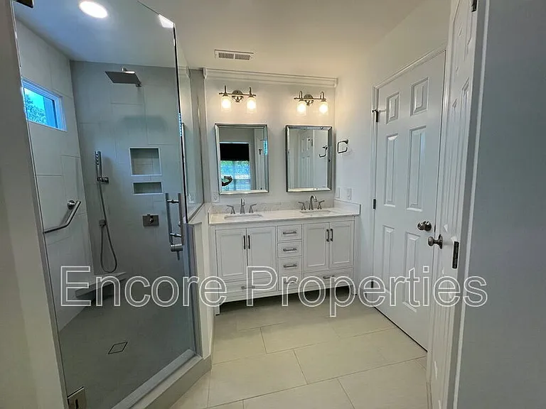 108 Braxberry Way — Photo 12