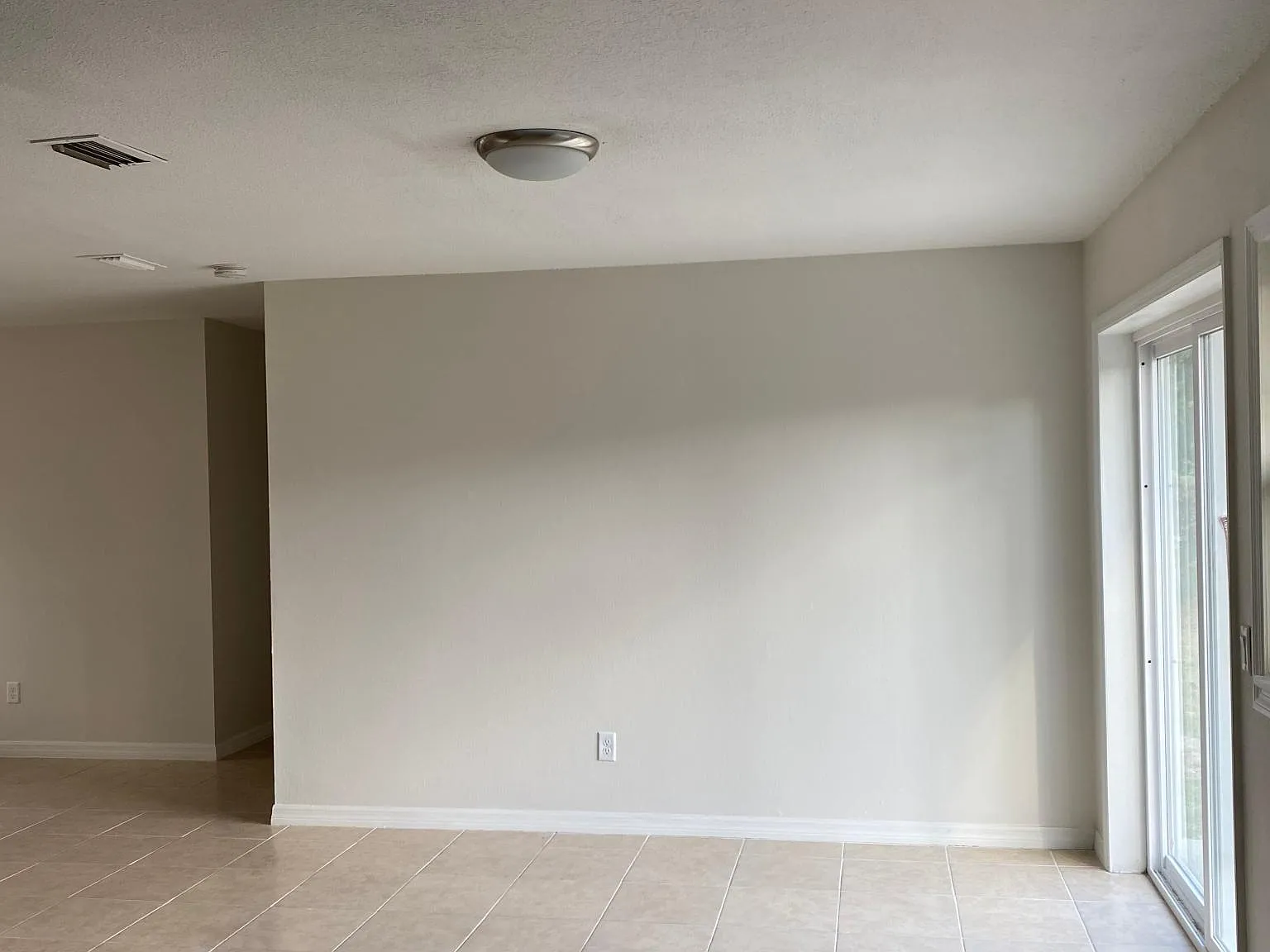 5701 Clearview Dr — Photo 3