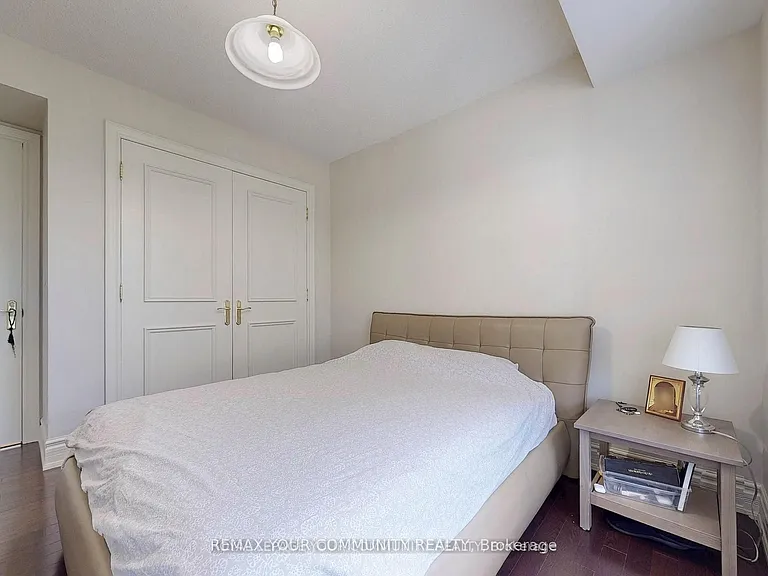 10 Old York Mills Rd #410 — Photo 25