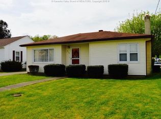 614 4th St, New Haven, WV