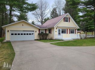 2885 N Red Oak Rd, Lewiston, MI 49756